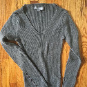 Fitted Wool V-Neck